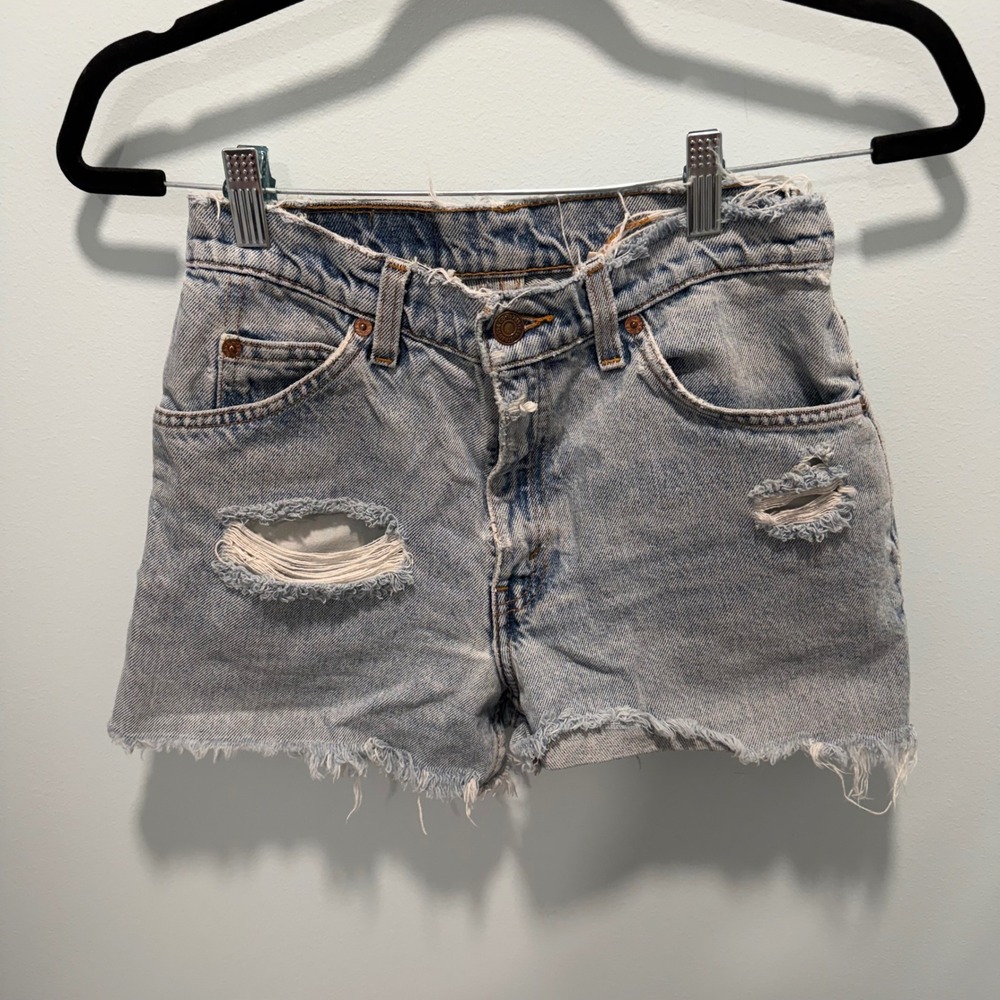 Levi's Vintage 950 Orange Tab Cut Off Shorts Size 7 Med Light Wash Distressed